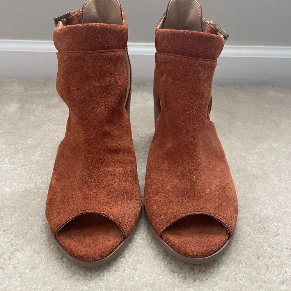 Sole Society 'Ferris' Suede Peep Toe Buckled Ankle Boots - Sz7.5